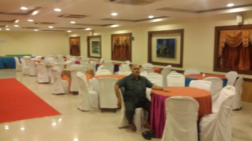 Hotel Royal Sathyam Tiruchirappalli Zewnętrze zdjęcie